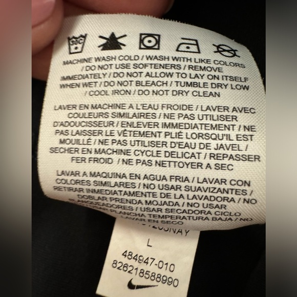 Nike Dri-Fit 2-in-1 Tennis Shorts (Women’s L) - Picture 6 of 6